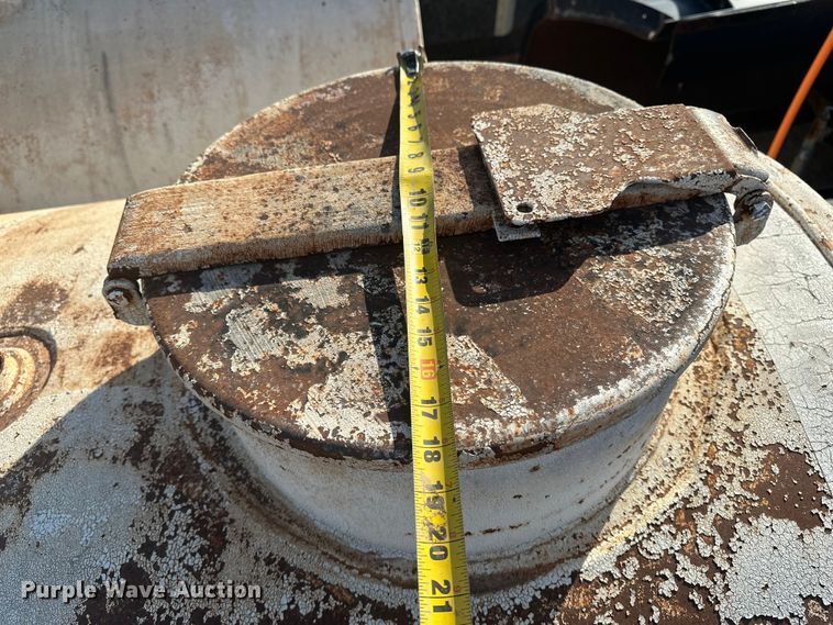 image for item DV0781 Fuel tank