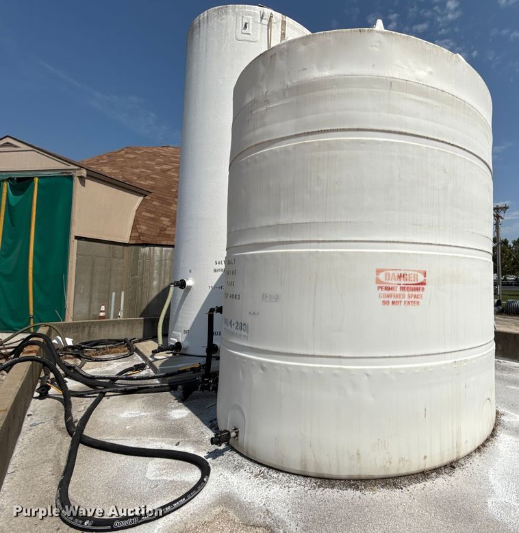 image for item DY8174 Salt brine poly storage tank