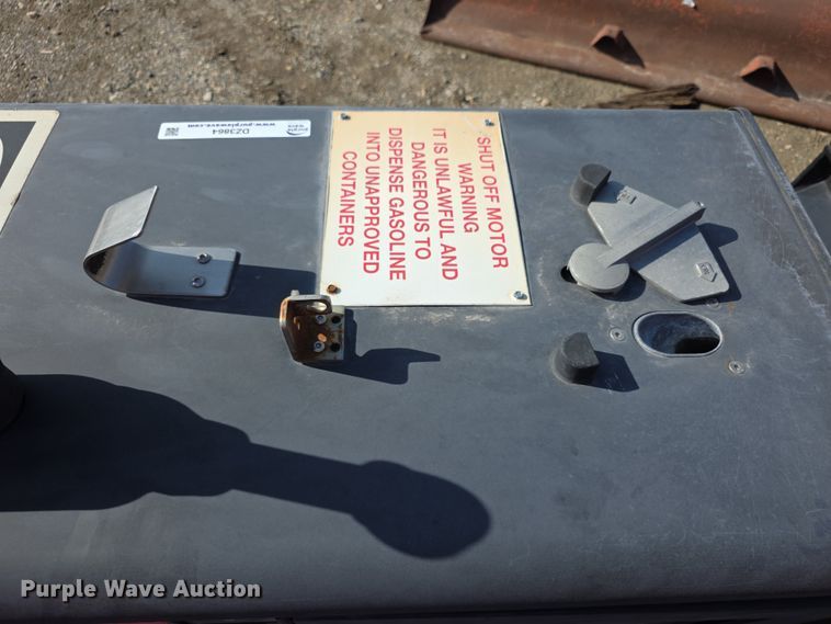 image for item DZ3864 Bennett fuel pump