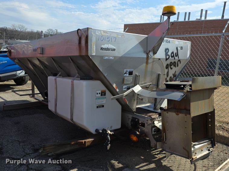 image for item DZ3865 2004 Henderson FSHX13XHX25280 V-Box Stainless steel Spreader spreader