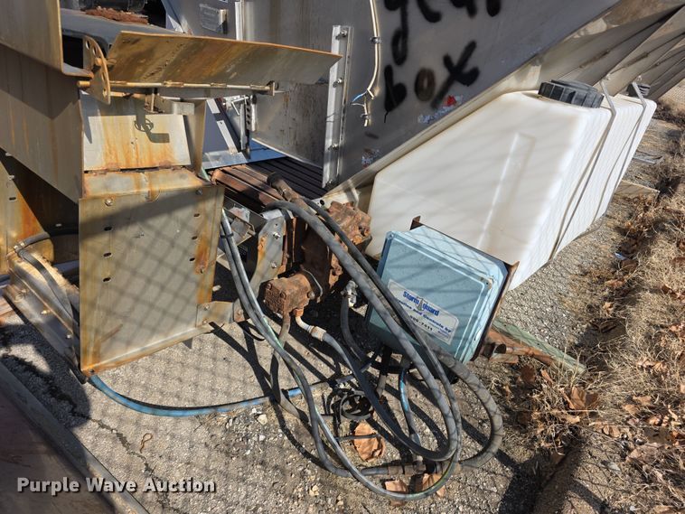 image for item DZ3865 2004 Henderson FSHX13XHX25280 V-Box Stainless steel Spreader spreader