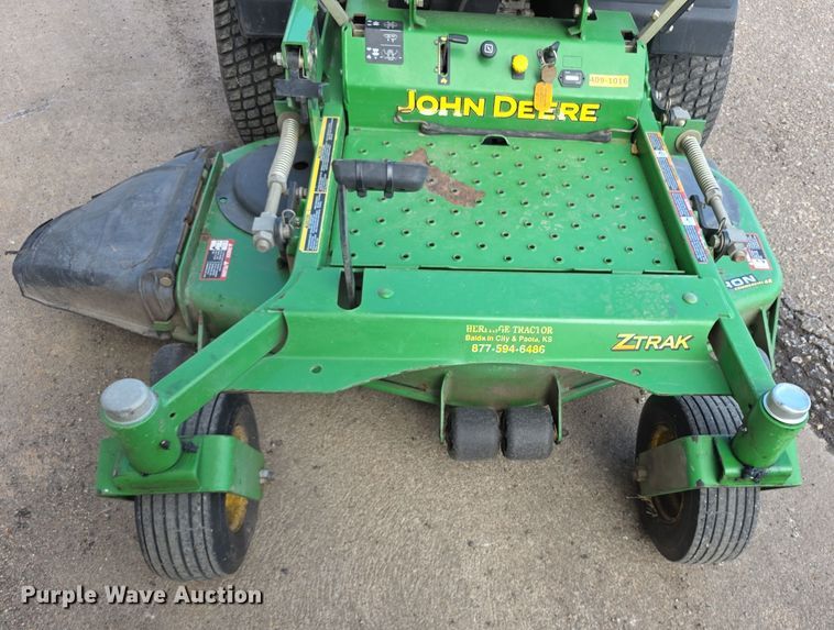 image for item DZ3868 2005 John Deere Z-Trak 717A ZTR lawn mower