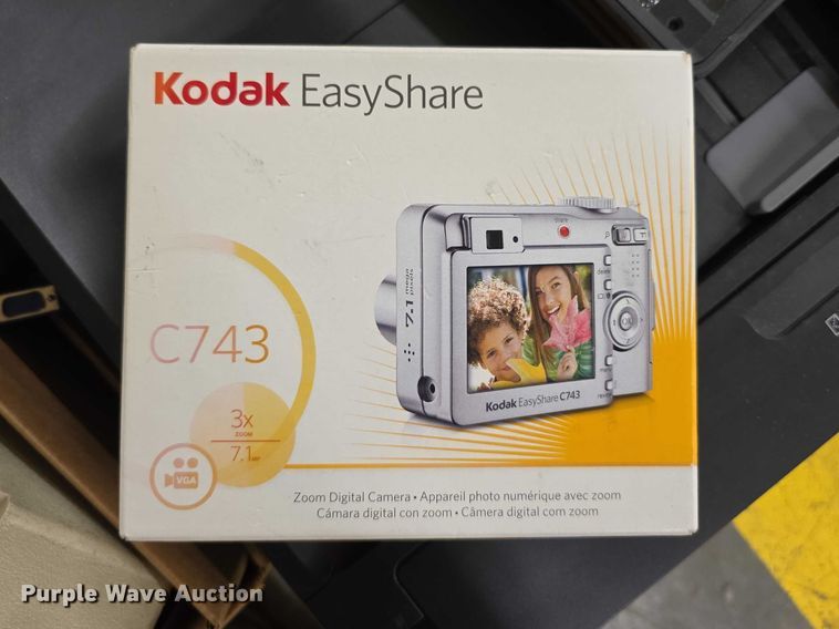 image for item DZ3879 Electronics