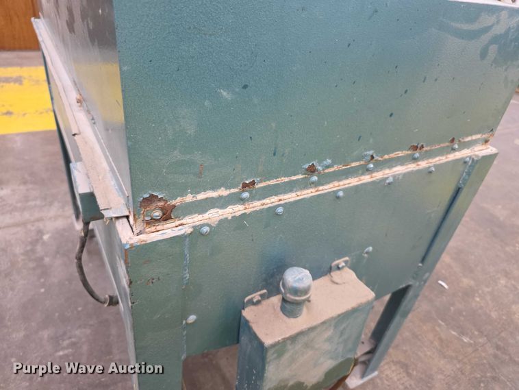 image for item DZ3880 Lesson M4C17DJ19B rock saw