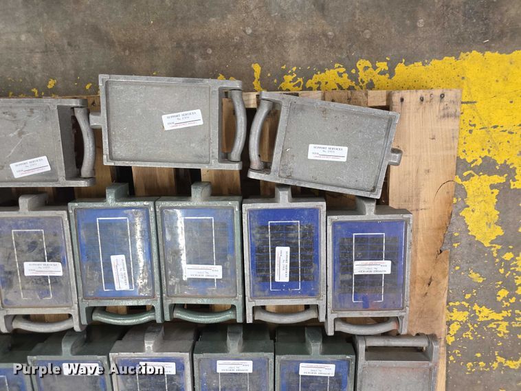 image for item DZ3881 Electronics