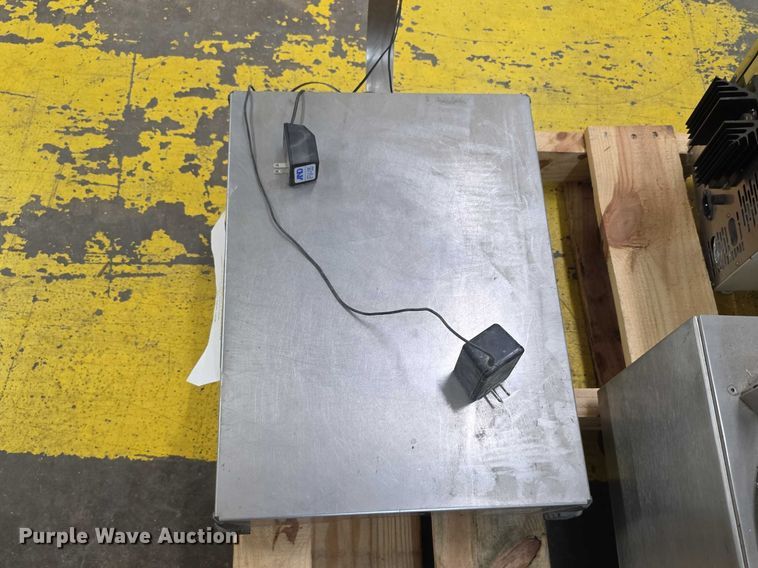 image for item DZ3886 Electronics