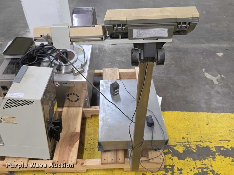 image for item DZ3886 Electronics