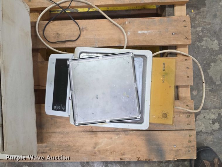 image for item DZ3887 Electronics