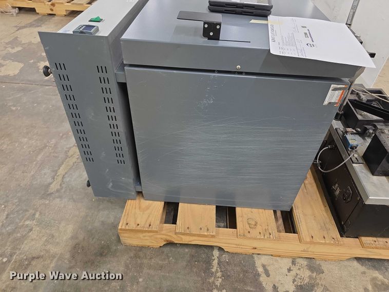 image for item DZ3888 Electronics