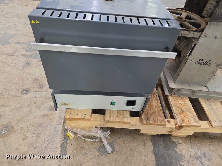 image for item DZ3889 Electronics