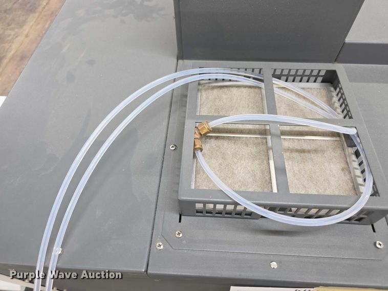 image for item DZ3891 Varian 725ES spectrophotometer