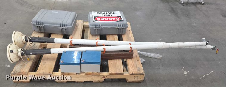 image for item DZ3893 (2) data recorders