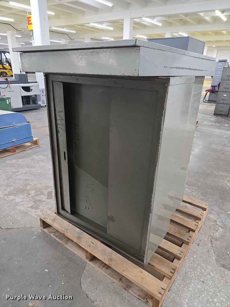 image for item DZ3896 File cabinet