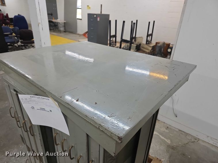 image for item DZ3896 File cabinet