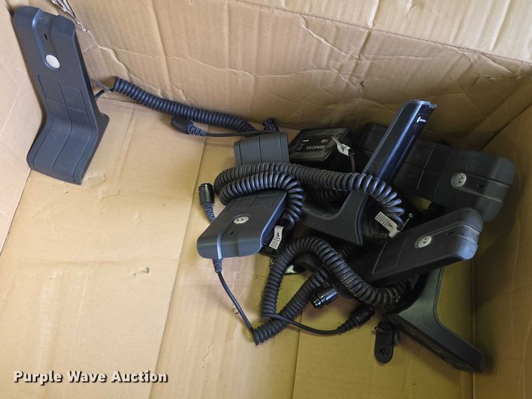 image for item DZ3901 (47) Motorola XTL1500 radios