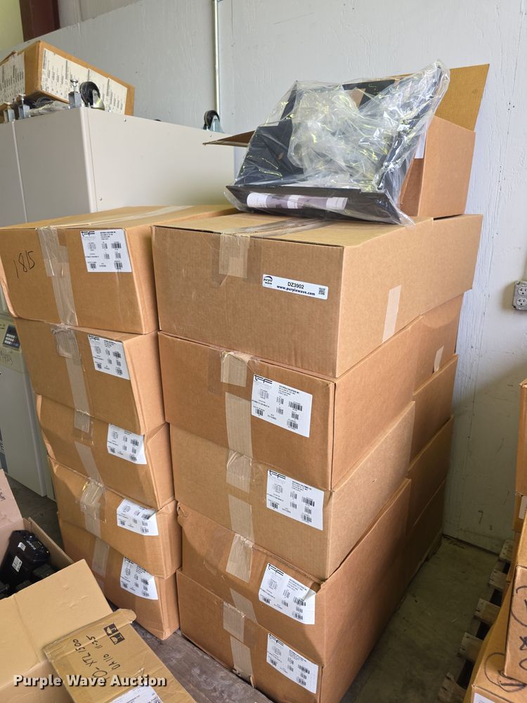 image for item DZ3902 Radio accessories