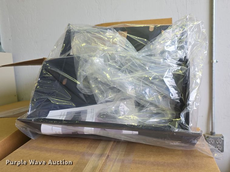 image for item DZ3902 Radio accessories