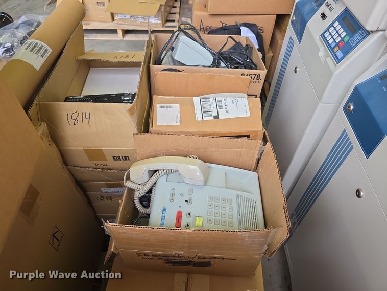 image for item DZ3902 Radio accessories