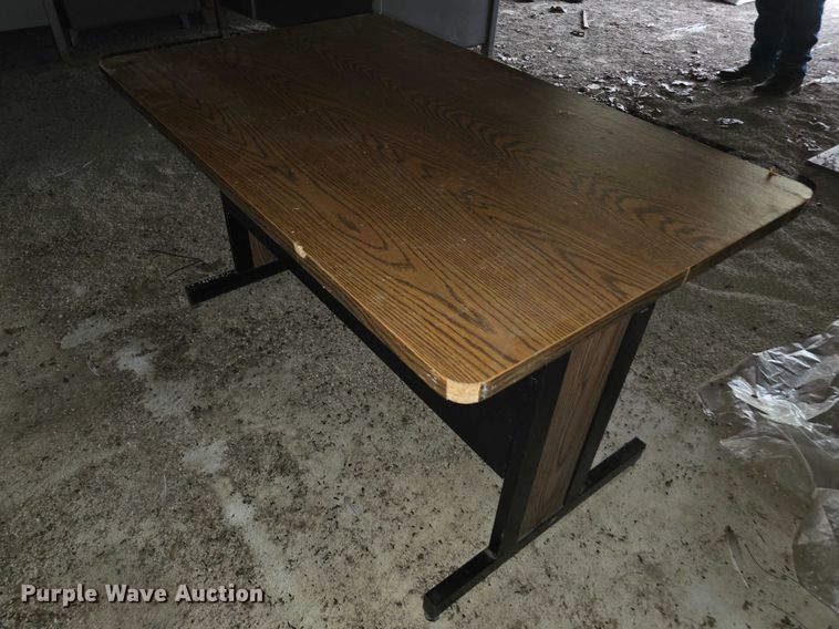 image for item DZ3905 (4) tables