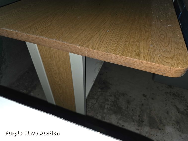 image for item DZ3905 (4) tables