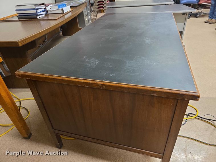 image for item DZ3946 Furniture