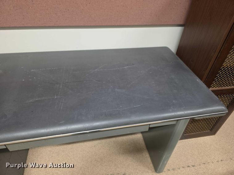 image for item DZ3946 Furniture