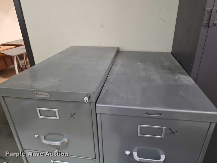 image for item DZ3947 (9) filing cabinets