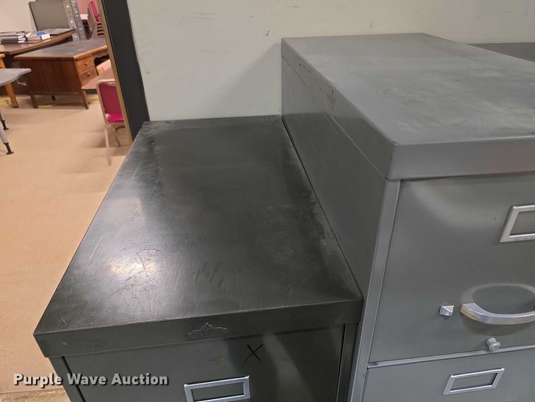 image for item DZ3947 (9) filing cabinets