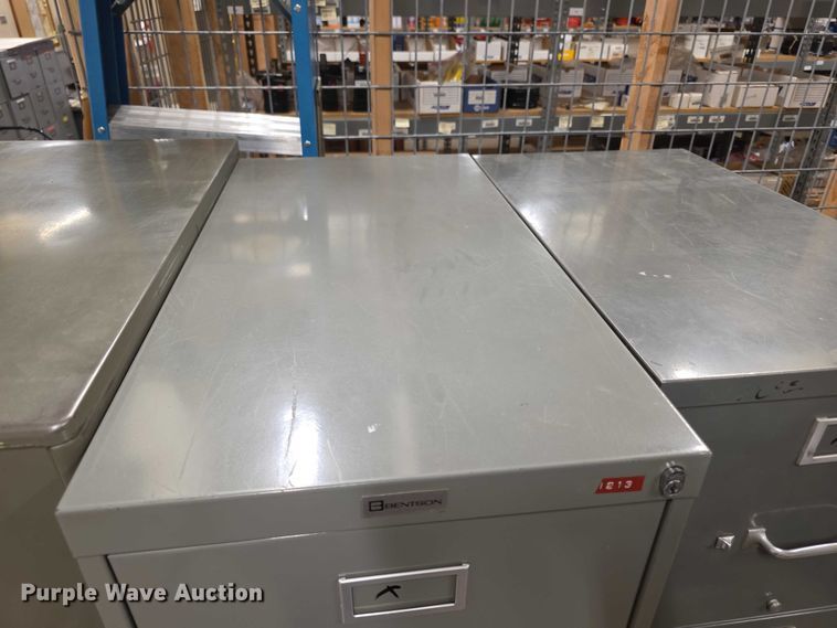 image for item DZ3947 (9) filing cabinets