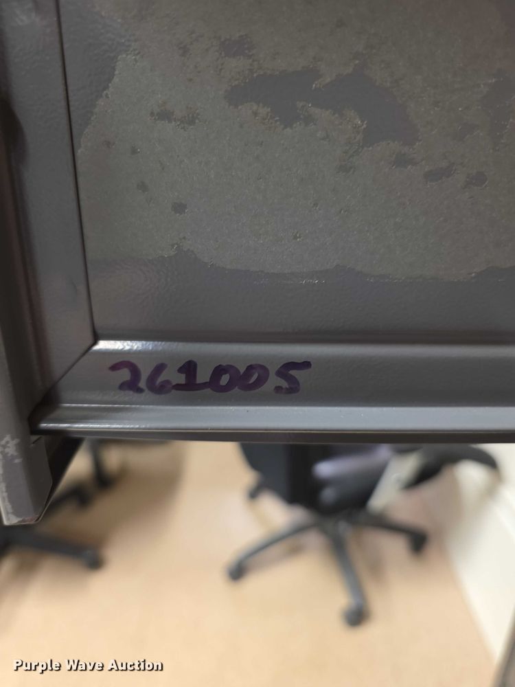 image for item DZ3947 (9) filing cabinets