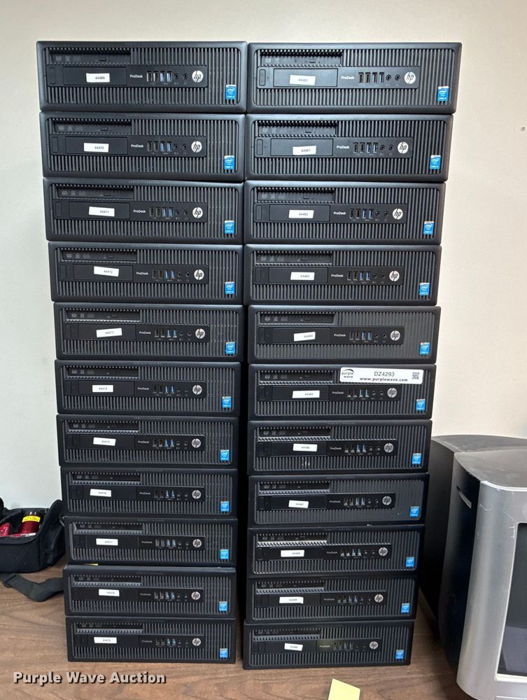 image for item DZ4293 (22) HP ProDesk 600 CPUs