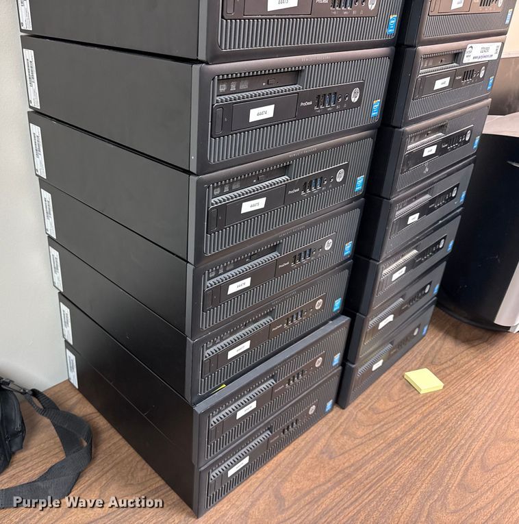 image for item DZ4293 (22) HP ProDesk 600 CPUs