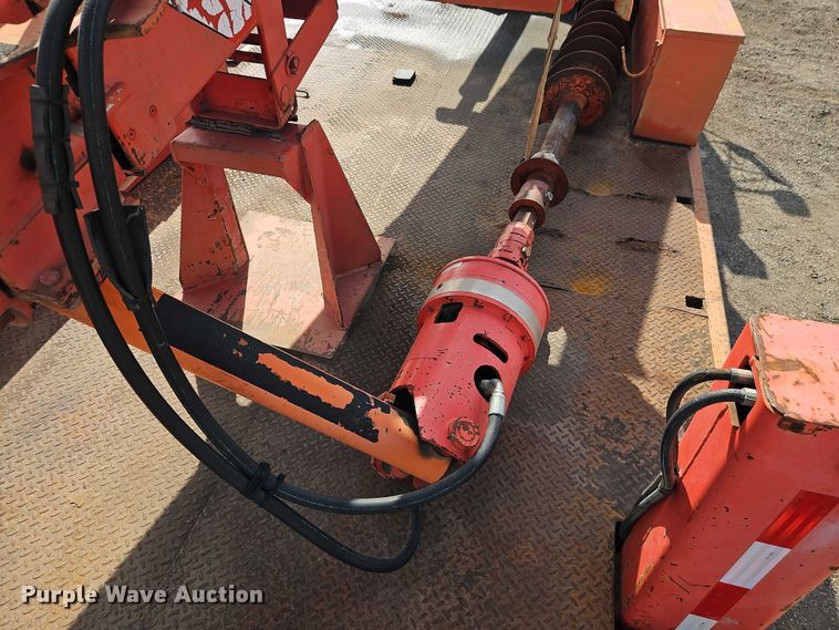 image for item DZ4301 1998 International F4900 digger derrick truck