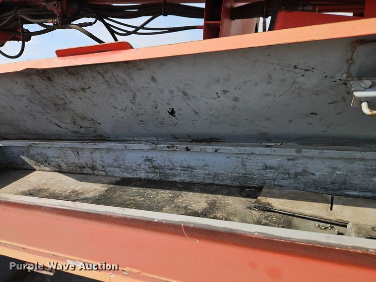 image for item DZ4301 1998 International F4900 digger derrick truck