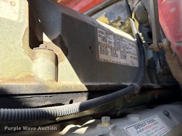 image for item DZ4302 2001 Sterling LT9500 semi truck