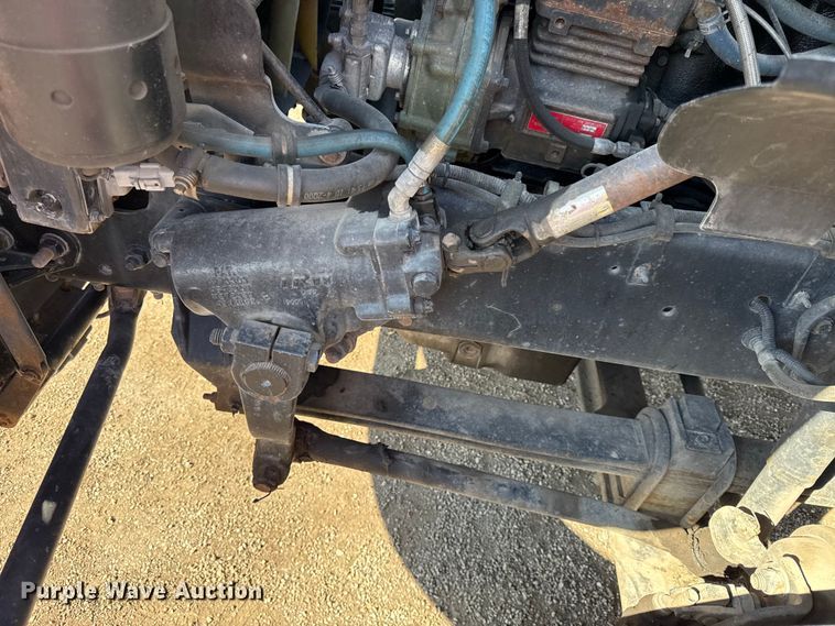 image for item DZ4302 2001 Sterling LT9500 semi truck