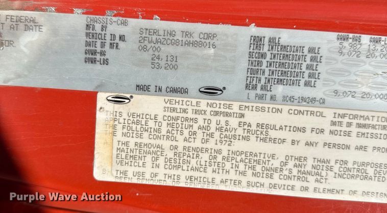 image for item DZ4302 2001 Sterling LT9500 semi truck