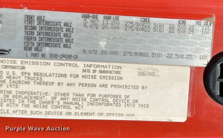 image for item DZ4302 2001 Sterling LT9500 semi truck