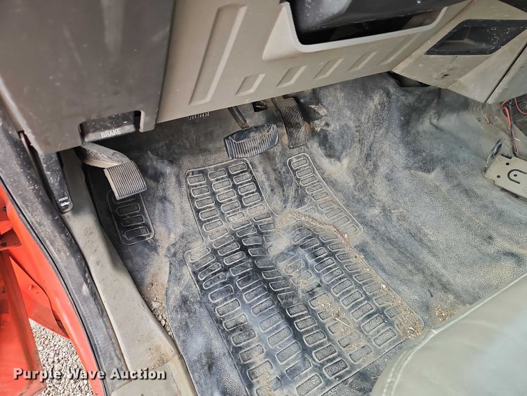 image for item DZ4303 2009 Ford F250 Super Duty Crew Cab utility bed pickup truck