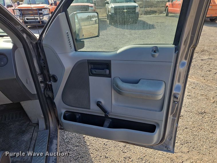 image for item DZ4304 2008 Ford F150 pickup truck