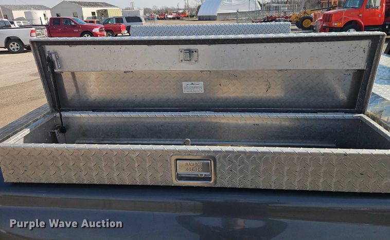 image for item DZ4305 2011 Chevrolet Silverado 1500 pickup truck