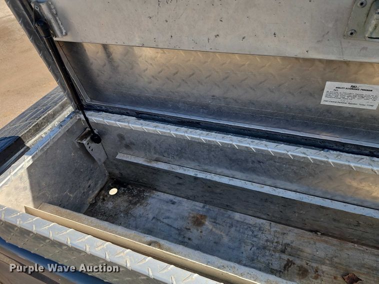 image for item DZ4305 2011 Chevrolet Silverado 1500 pickup truck