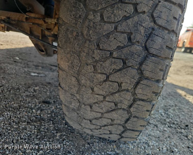 image for item DZ4305 2011 Chevrolet Silverado 1500 pickup truck