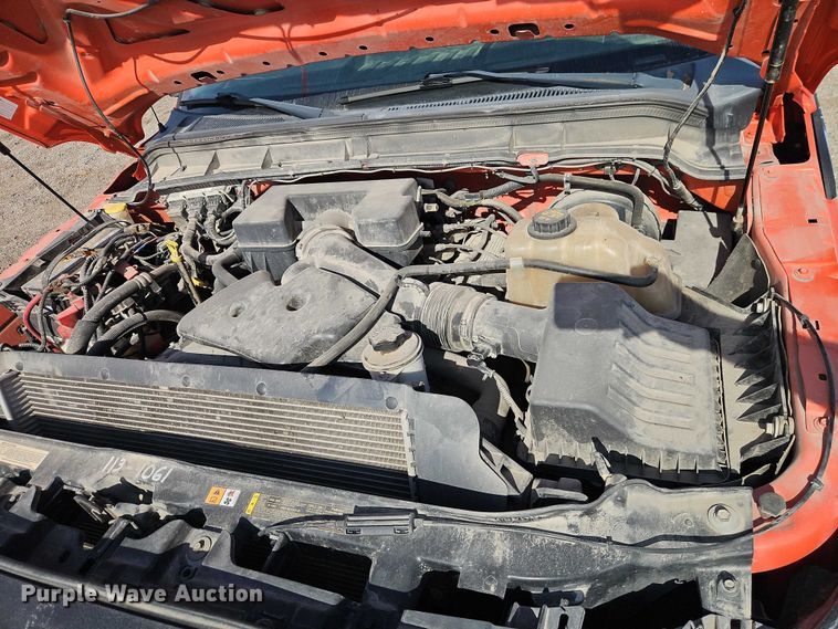 image for item DZ4306 2011 Ford F250 Super Duty utility bed pickup truck