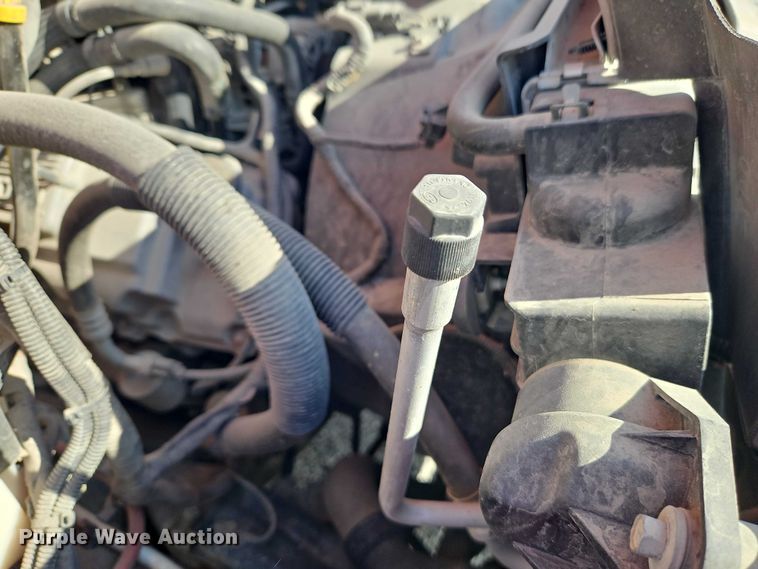 image for item DZ4306 2011 Ford F250 Super Duty utility bed pickup truck