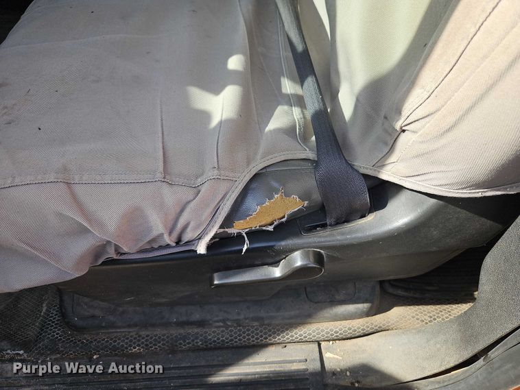 image for item DZ4307 2012 Chevrolet Silverado 2500HD Crew Cab utility bed pickup truck