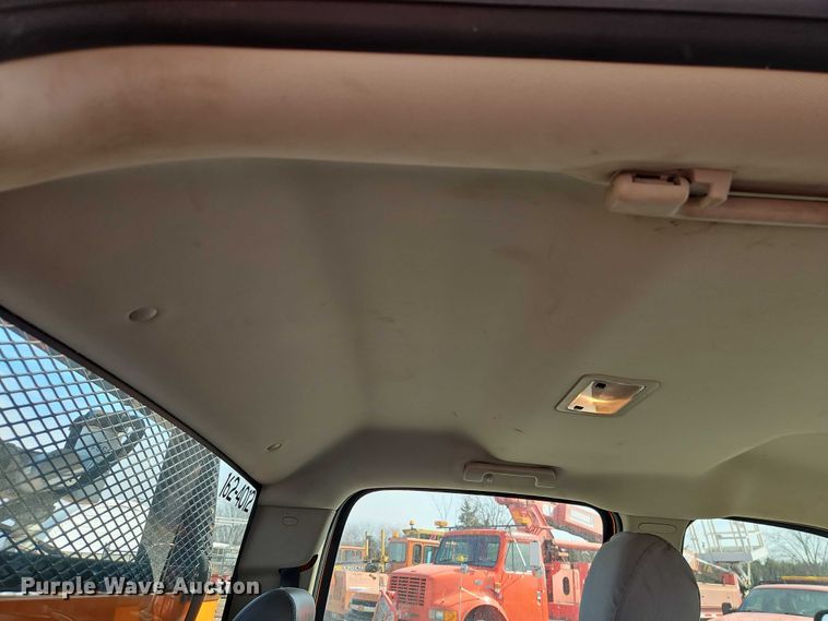 image for item DZ4307 2012 Chevrolet Silverado 2500HD Crew Cab utility bed pickup truck