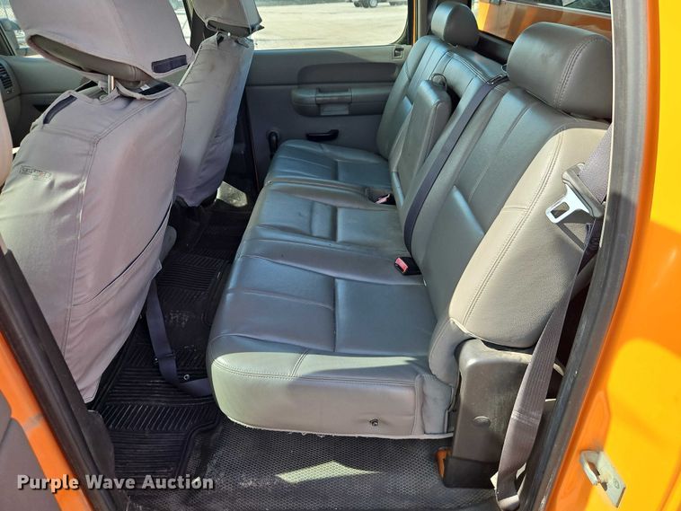 image for item DZ4307 2012 Chevrolet Silverado 2500HD Crew Cab utility bed pickup truck