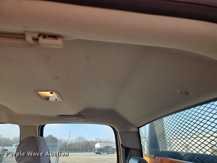 image for item DZ4307 2012 Chevrolet Silverado 2500HD Crew Cab utility bed pickup truck