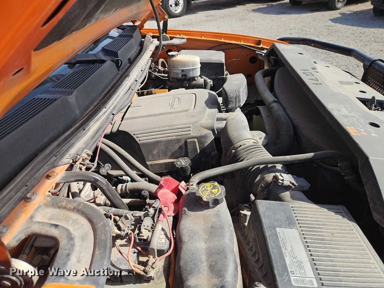 image for item DZ4307 2012 Chevrolet Silverado 2500HD Crew Cab utility bed pickup truck